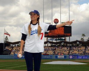 Lauren Conrad Throws Out the First Pitch Against the Phillies