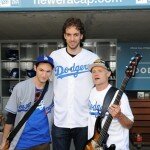 062510JW Pau Gasol RCHP Josh Klinghoffer and Flea